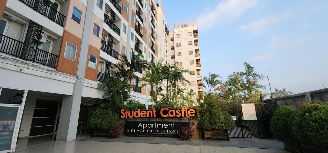 Apartemen Student Castle Jogjacarta Exterior foto